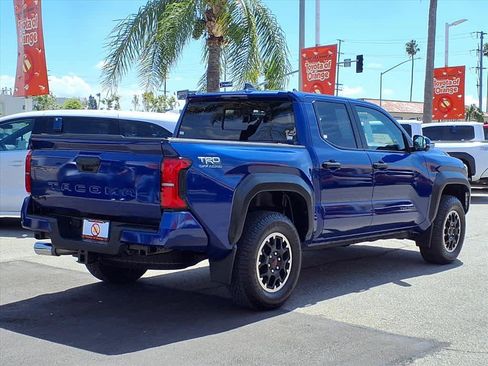 Certified 2024 Toyota Tacoma TRD Off-Road w/ TRD Off Road Premium Package image 4