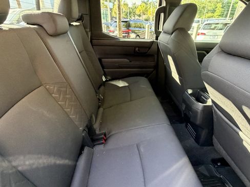 Used 2024 Toyota Tacoma SR5 AWD/4WD image 40