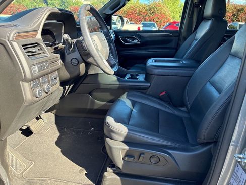 Certified 2022 Chevrolet Suburban Z71 w/ Z71 Off-Road Package image 6