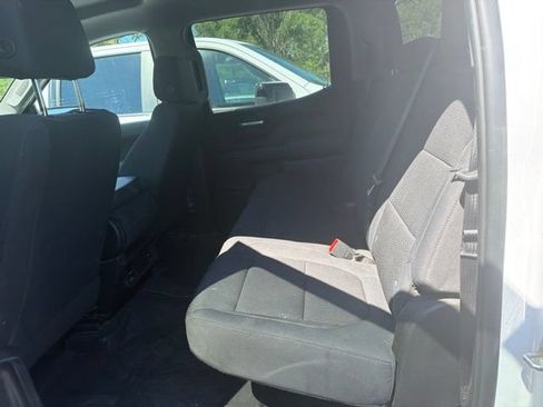 Used 2020 Chevrolet Silverado 1500 Custom w/ Custom Value Package AWD/4WD image 6