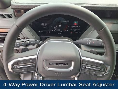 Used 2025 GMC Yukon XL Denali AWD/4WD image 4