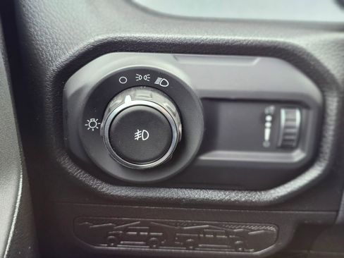 New 2026 Jeep Wrangler Unlimited Sport AWD/4WD image 18