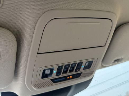 Used 2021 Ford Explorer Platinum w/ Equipment Group 601A image 29