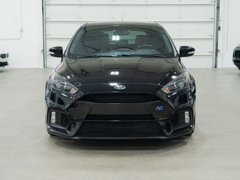 Used 2017 Ford Focus RS image 2