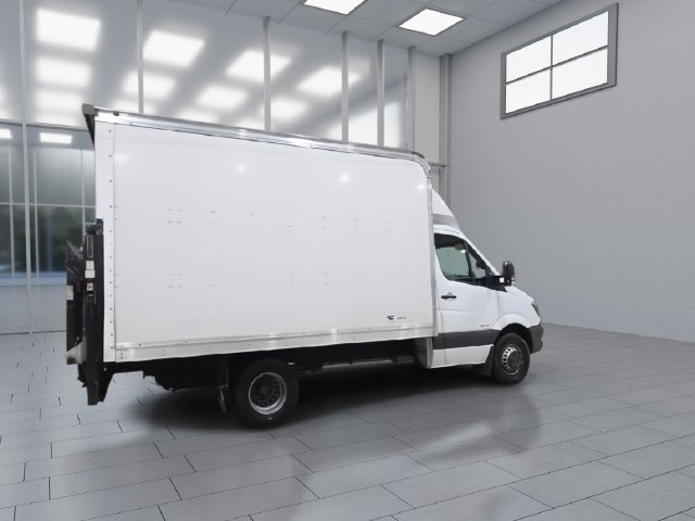 Used 2016 Freightliner Sprinter 3500 RWD image 8