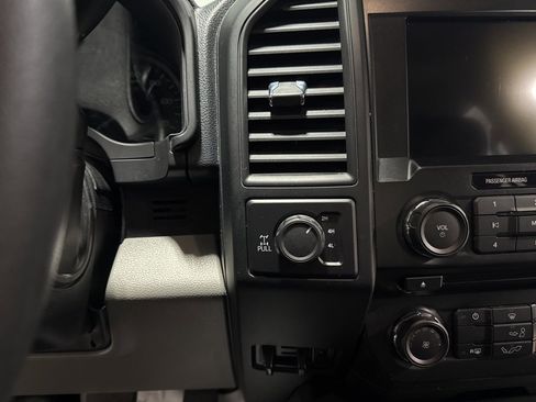 Certified 2017 Ford F150 XL w/ Equipment Group 101A Mid image 26