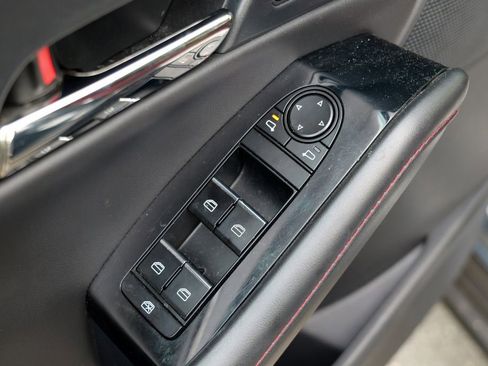 Used 2023 MAZDA CX-30 AWD 2.5 S w/ Preferred Package image 17