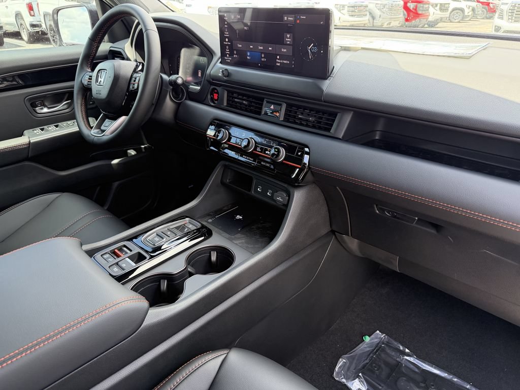 New 2026 Honda Pilot TrailSport image 13