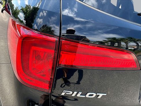 Used 2017 Honda Pilot EX-L image 29