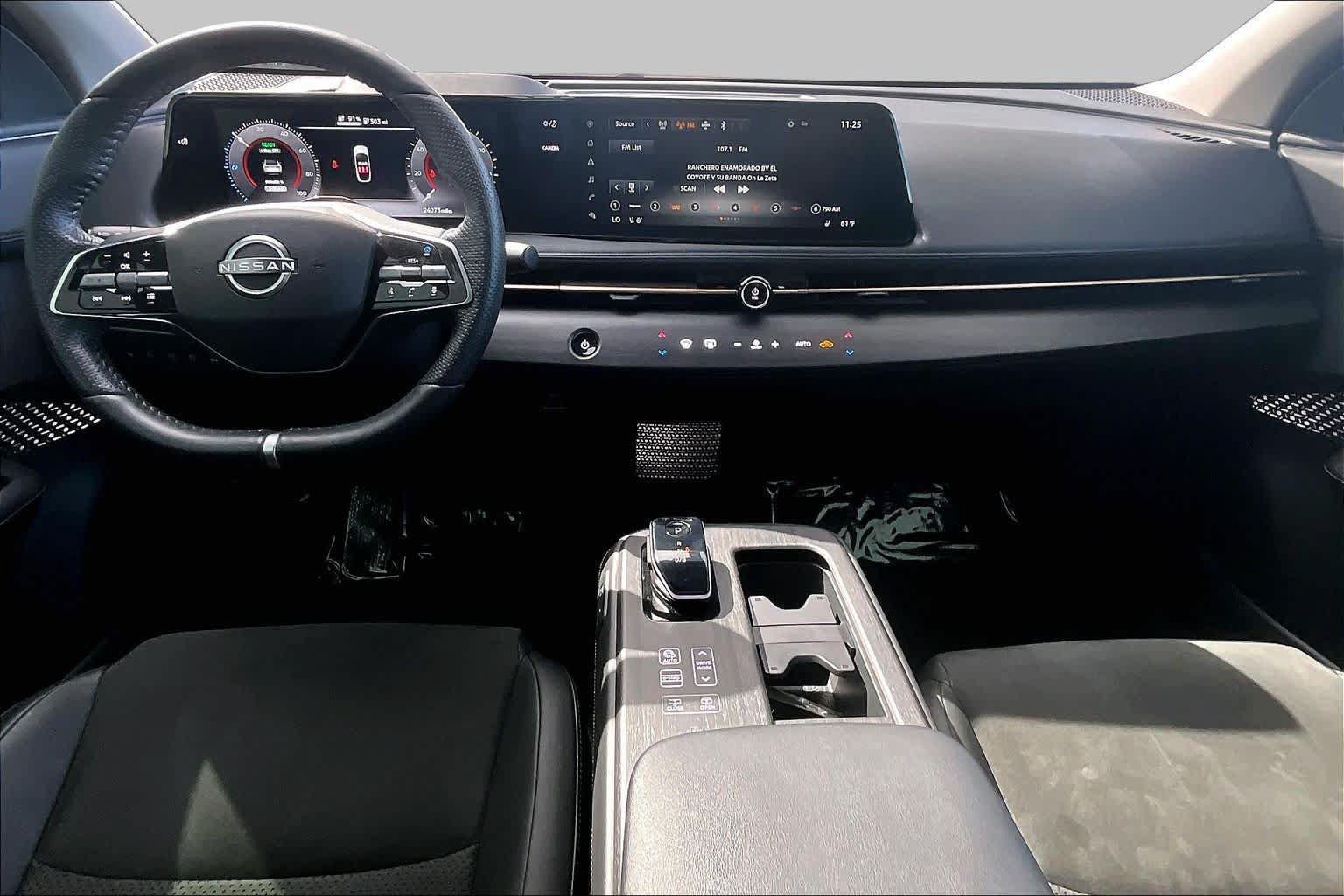 Used 2024 Nissan Ariya FWD image 15