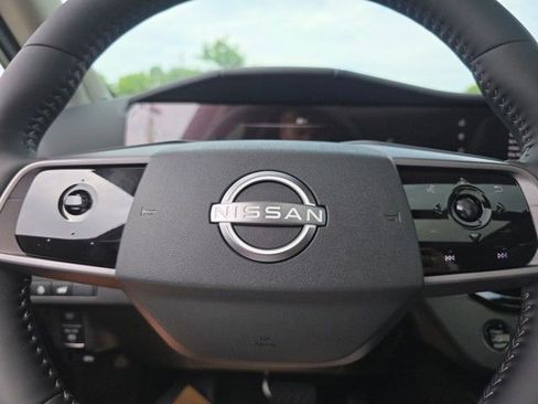 New 2025 Nissan Murano SL image 18