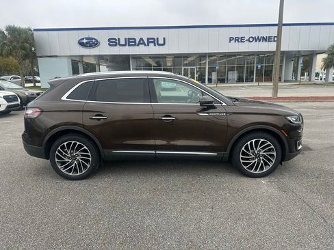 Used 2020 Lincoln Nautilus Reserve image 2