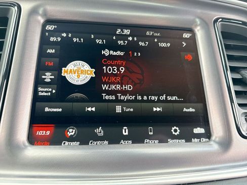 Used 2022 Dodge Challenger R/T w/ Plus Package image 16