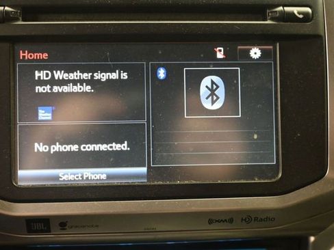 Used 2018 Toyota 4Runner Limited AWD/4WD image 18