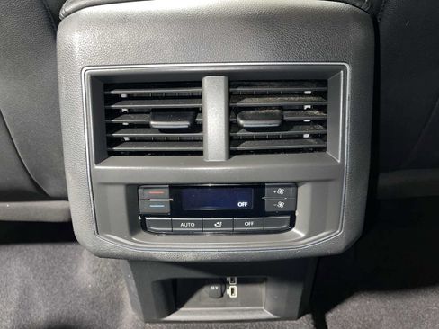 Used 2019 Volkswagen Atlas SE w/ Towing Package AWD/4WD image 25