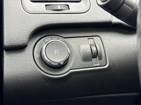 Used 2016 Buick Regal Premium w/ Driver Confidence Package #1 FWD image 20