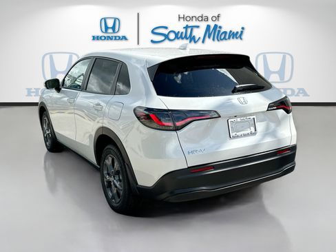 New 2026 Honda HR-V LX image 4