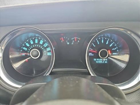 Used 2014 Ford Mustang Convertible image 16