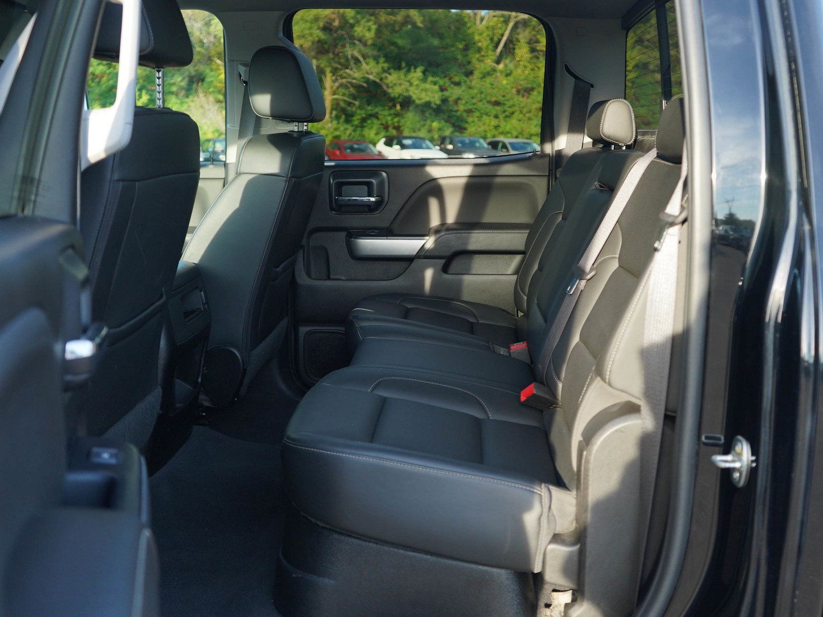 Used 2019 Chevrolet Silverado 2500 LTZ w/ Midnight Edition AWD/4WD image 19