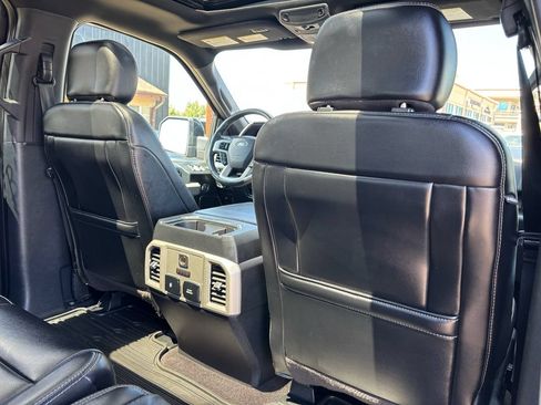 Used 2019 Ford F150 Lariat w/ Equipment Group 502A Luxury AWD/4WD image 23