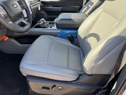 Used 2025 Ford F150 Lightning Flash image 15