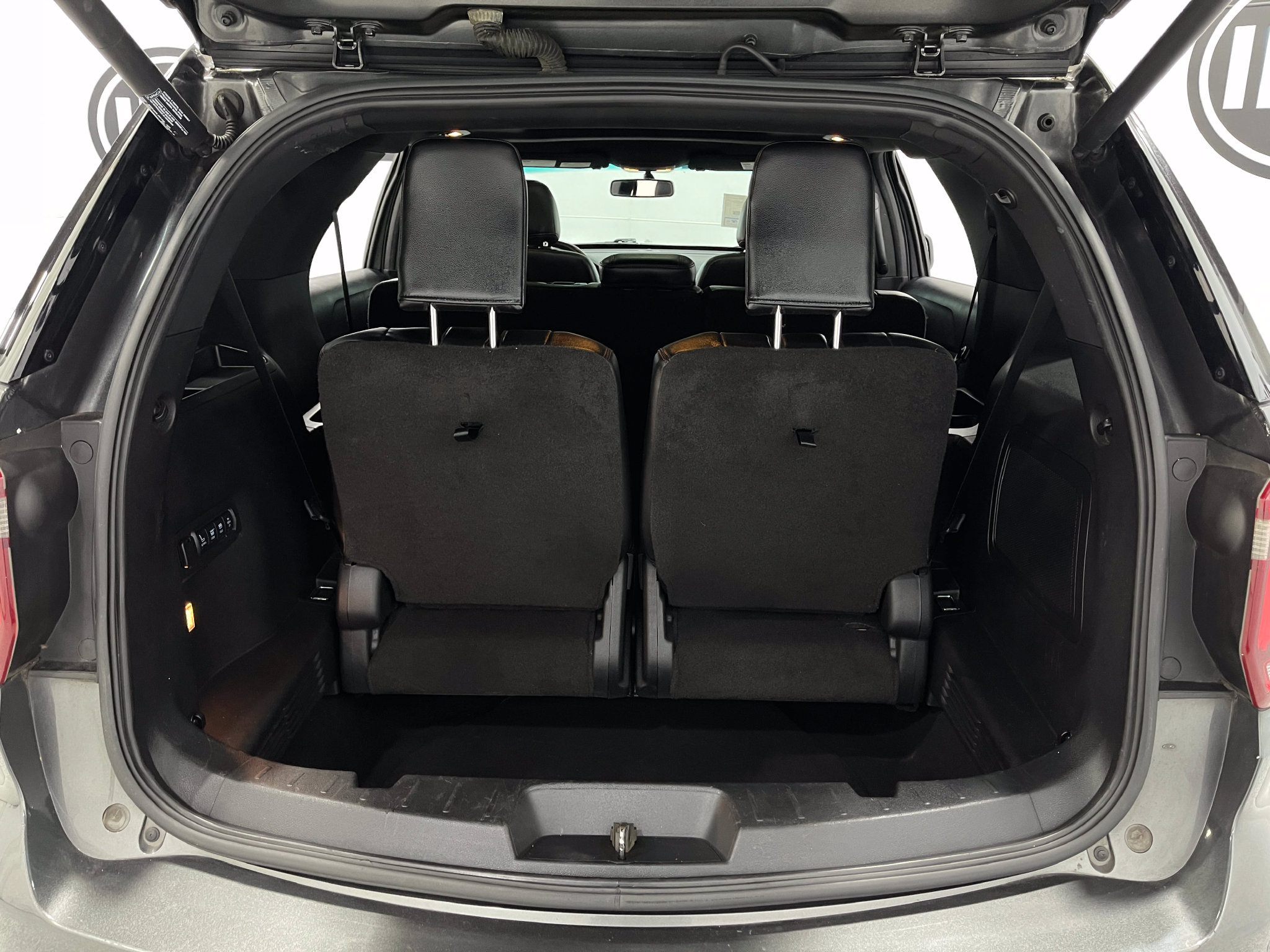 Used 2017 Ford Explorer Sport AWD/4WD image 26