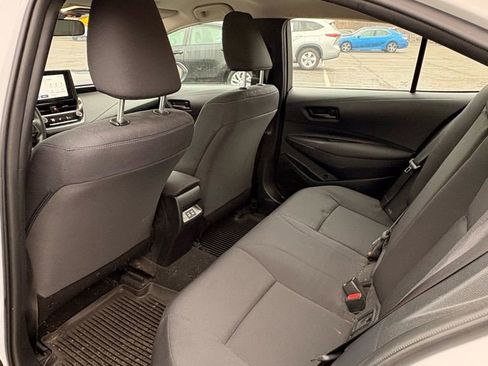 Used 2025 Toyota Corolla LE image 13
