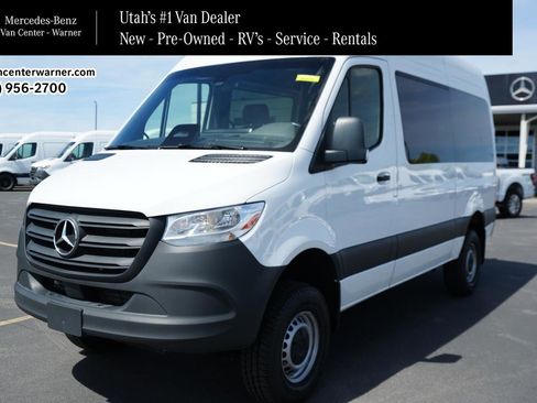 Used 2025 Mercedes-Benz Sprinter 2500 image 1
