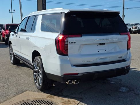 New 2026 GMC Yukon XL Denali Ultimate AWD/4WD image 5