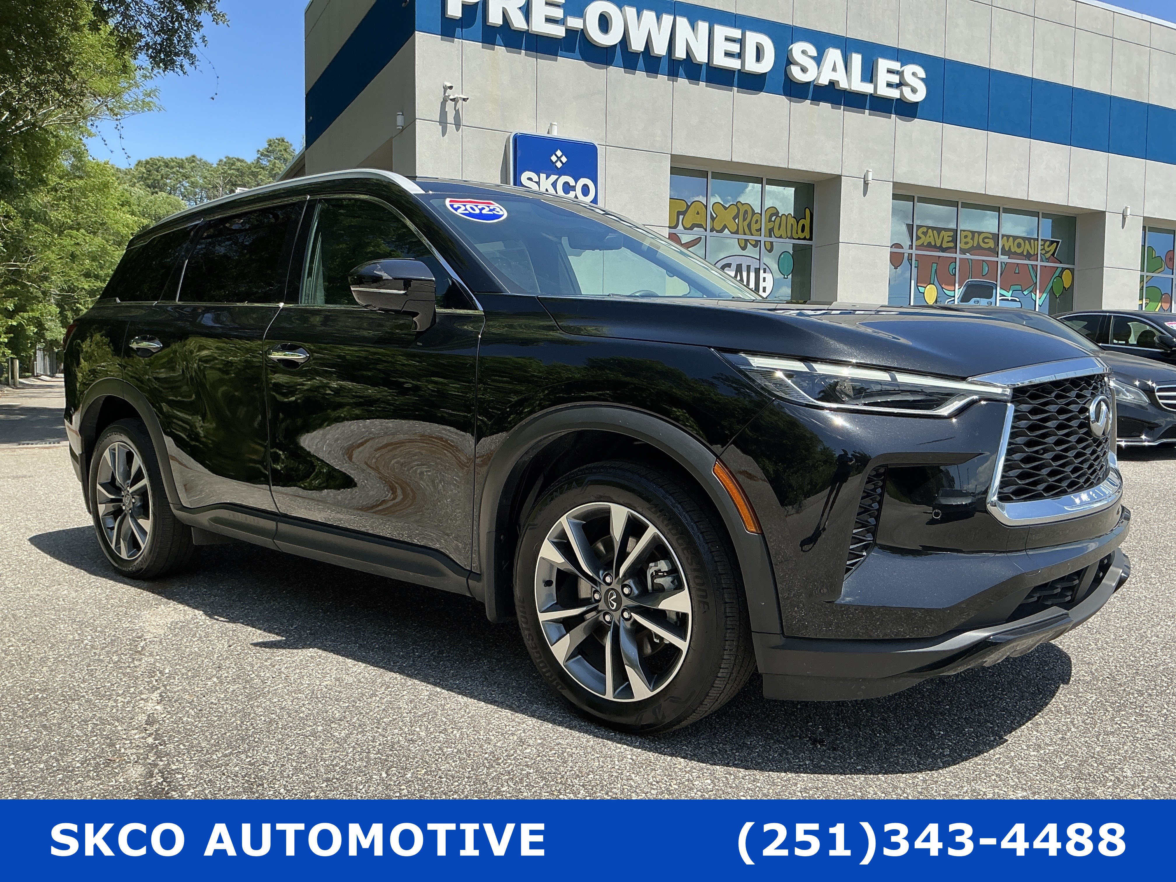 Used 2023 INFINITI QX60 Luxe w/ Vision Package FWD image 7