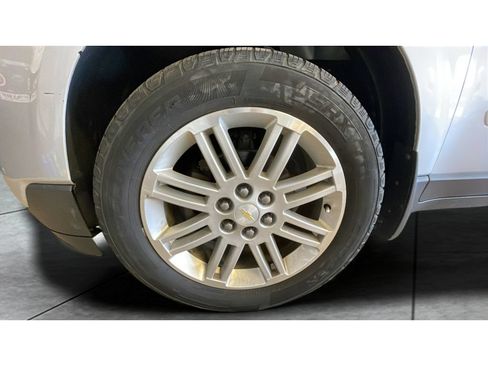 Used 2015 Chevrolet Traverse LT w/ Style and Technology Package AWD/4WD image 21