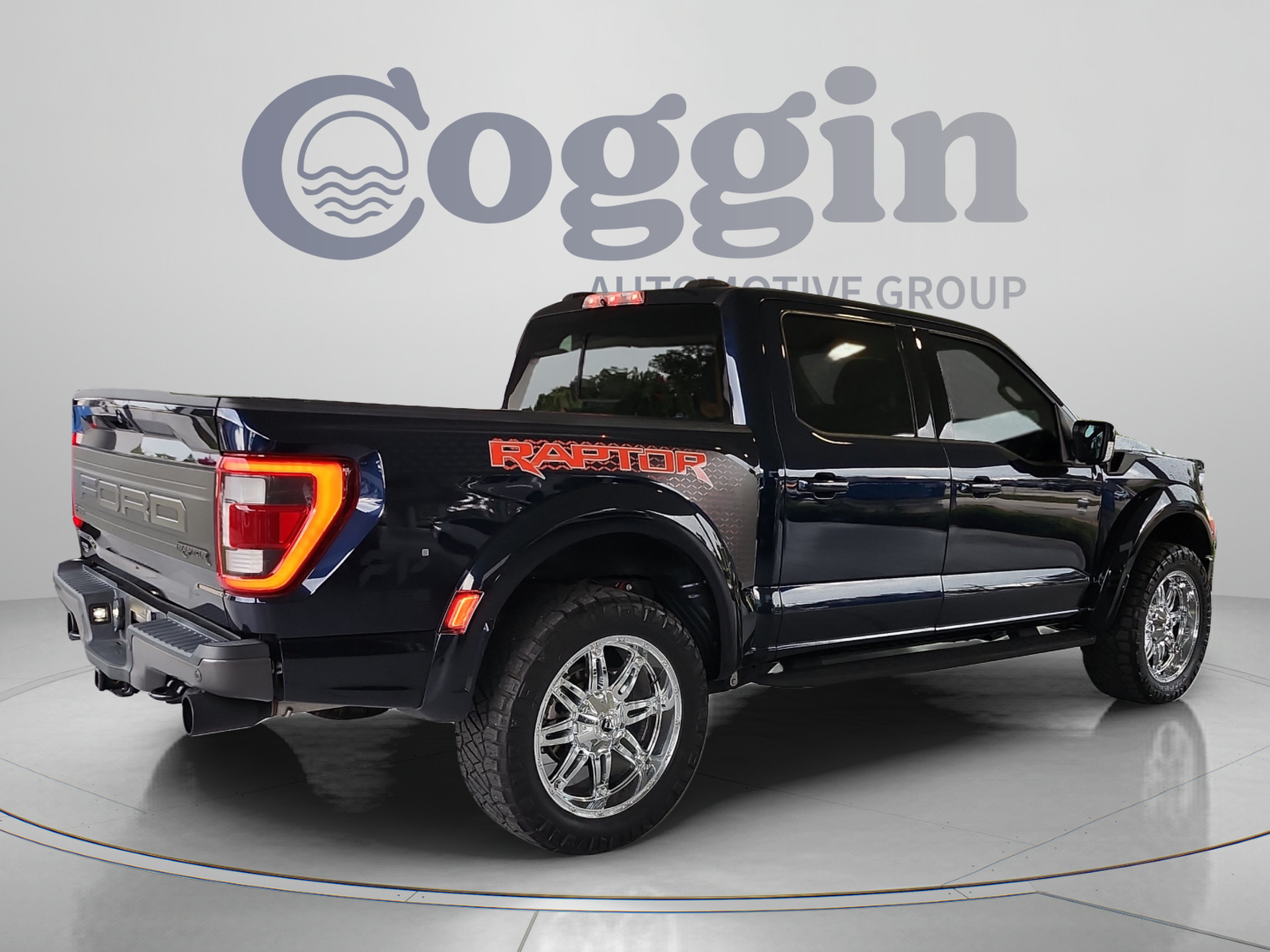 Used 2022 Ford F150 Raptor w/ Equipment Group 801A High AWD/4WD image 5