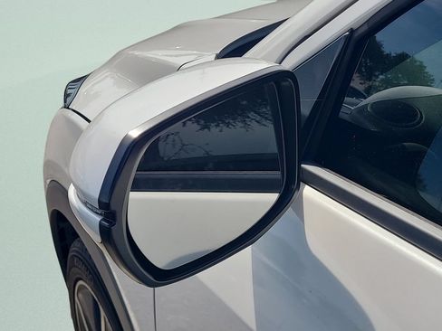 Used 2021 Honda HR-V EX-L image 6