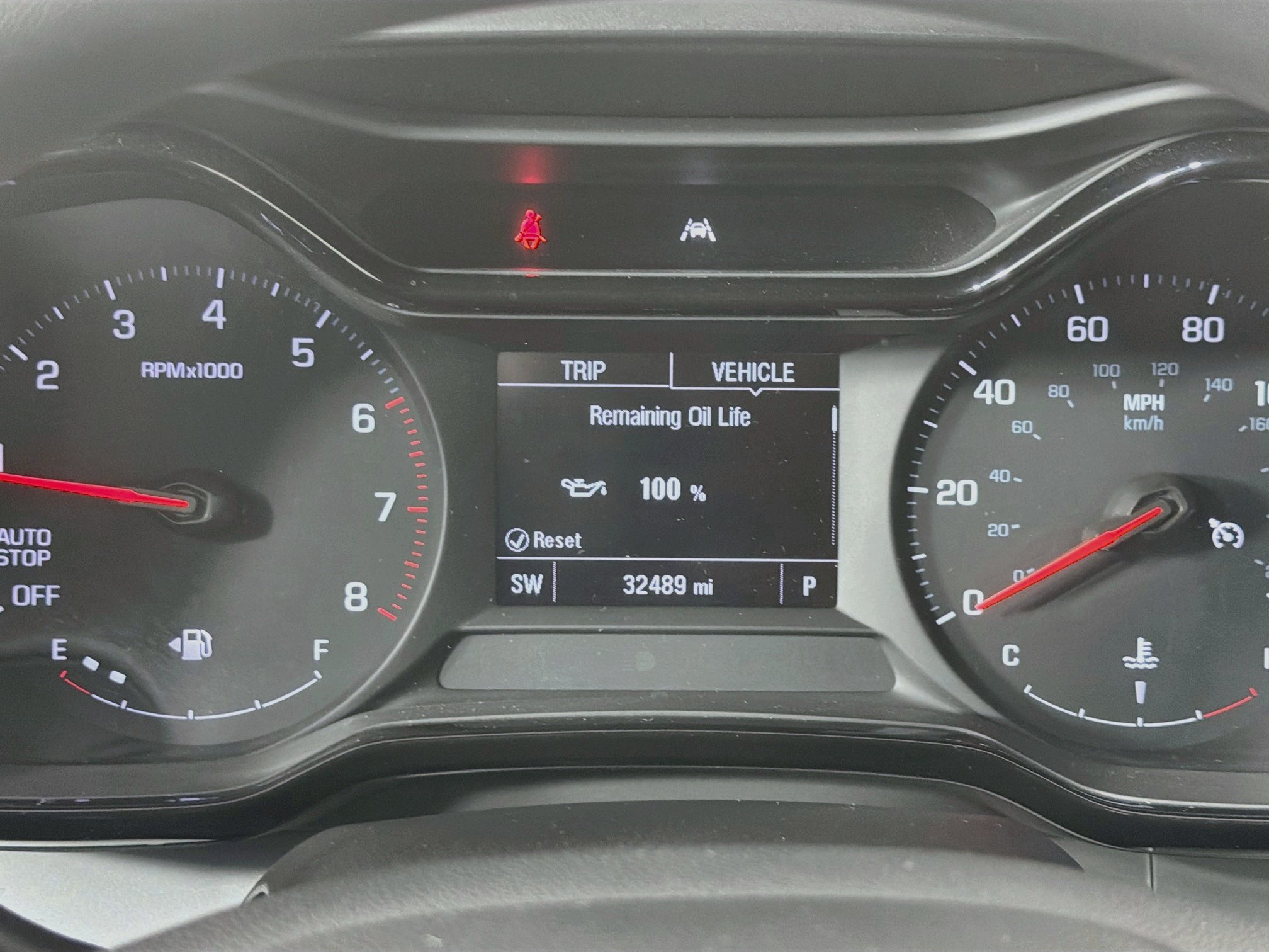 Used 2024 Chevrolet Trax LS w/ LS Convenience Package FWD image 19