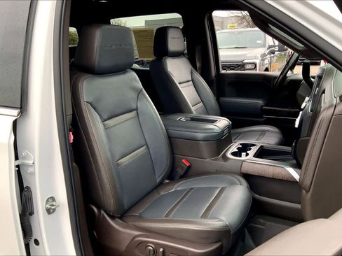 Used 2020 GMC Sierra 1500 Denali w/ Denali Ultimate Package image 9