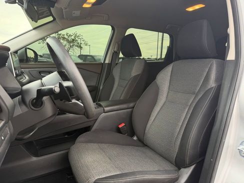 Used 2021 Nissan Rogue SV FWD image 10