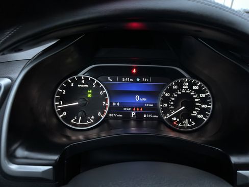 Used 2024 Nissan Murano SV w/ SV Midnight Edition Package image 19