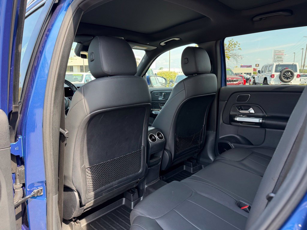 Used 2024 Mercedes-Benz GLB 250 4MATIC image 30