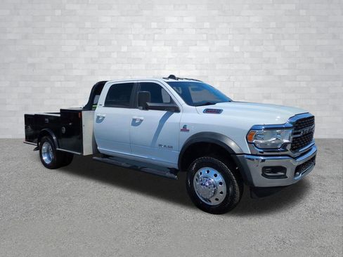 Used 2022 RAM 4500 SLT w/ Quick Order Package 2YG SLT AWD/4WD image 2
