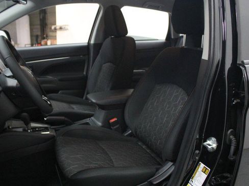 New 2026 Mitsubishi Outlander Sport LE AWD/4WD image 7