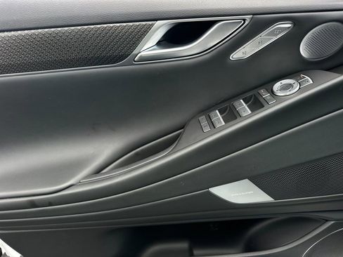 Used 2025 Genesis G80 3.5T Sport Prestige image 12