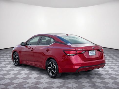 Used 2025 Nissan Sentra SV FWD image 3
