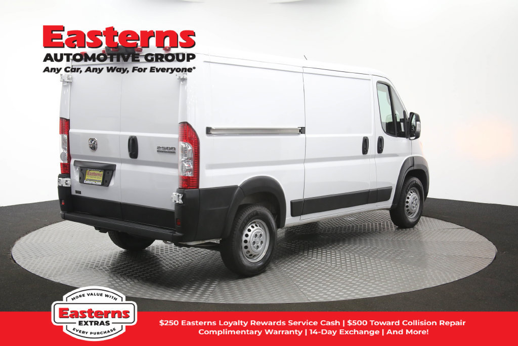 Used 2025 RAM ProMaster 2500 w/ Convenience Group FWD image 42