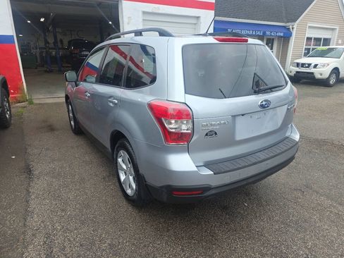 Used 2015 Subaru Forester 2.5i Premium AWD/4WD image 6