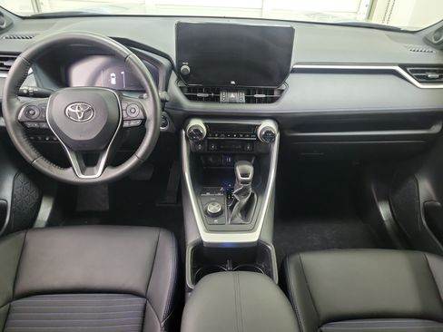 Used 2023 Toyota RAV4 XSE AWD/4WD image 15