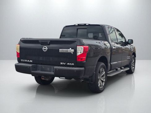 Used 2017 Nissan Titan SV AWD/4WD image 5