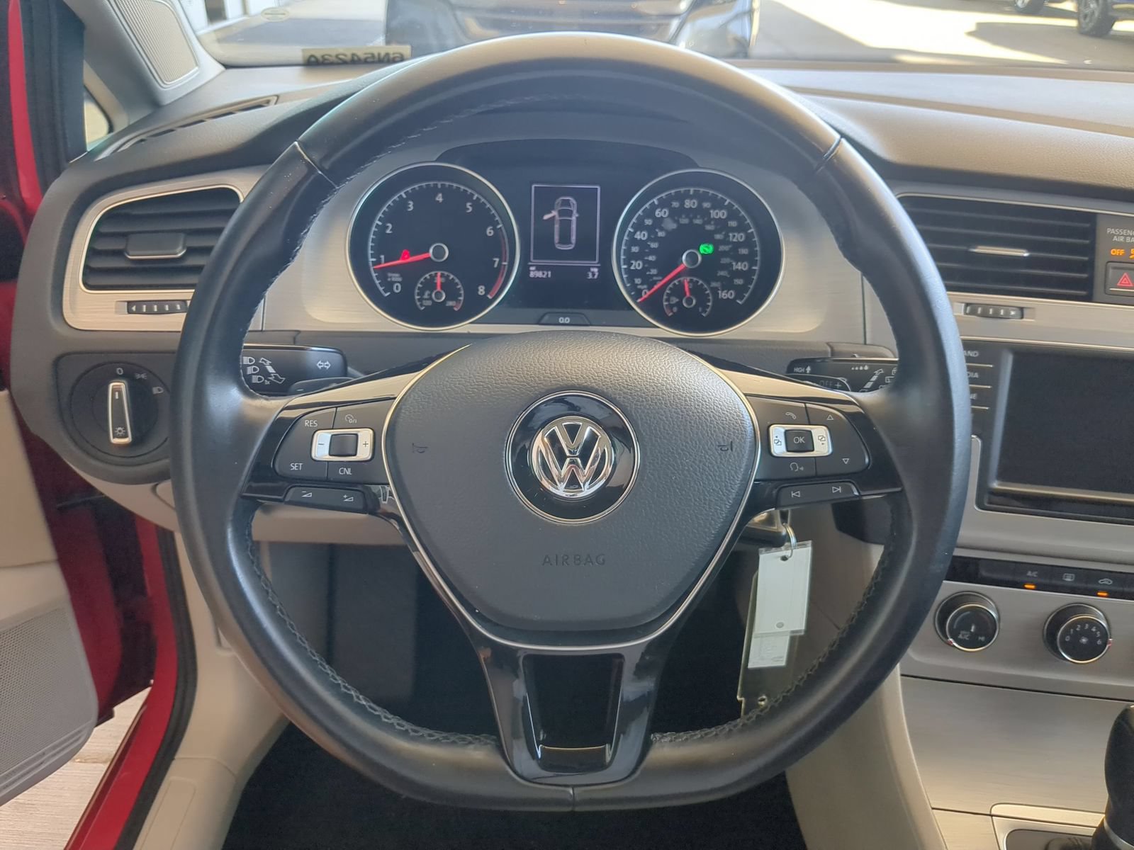 Used 2017 Volkswagen Golf S FWD image 15