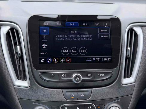 Used 2023 Chevrolet Malibu LT w/ Driver Confidence Package FWD image 16