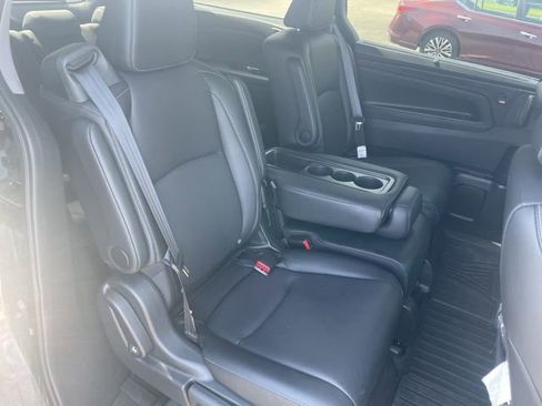 Used 2024 Honda Odyssey EX-L image 6