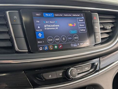 Used 2023 Buick Enclave Essence image 19